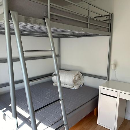 Mandal Apartment Mit Moeglichkeit Ein Boot Zu Benutzen Und Angeln מראה חיצוני תמונה