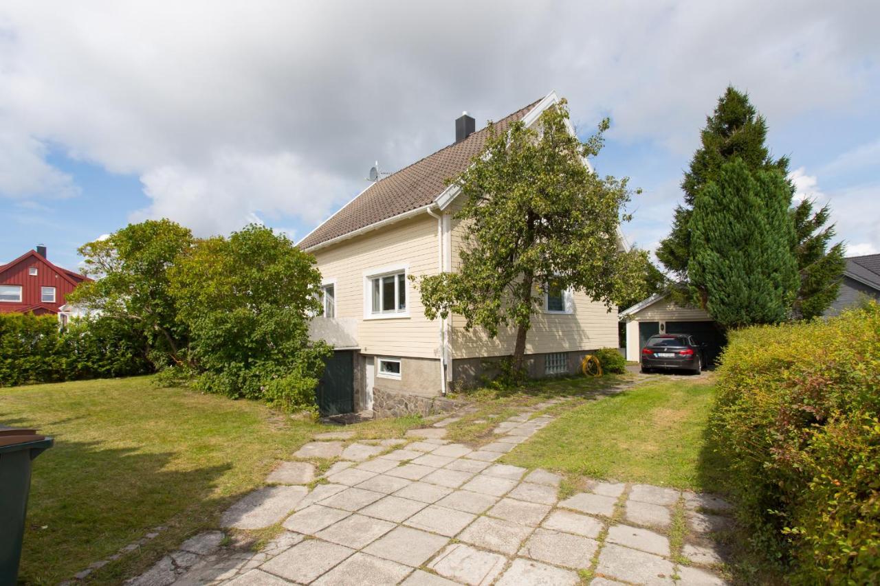 Mandal Apartment Mit Moeglichkeit Ein Boot Zu Benutzen Und Angeln מראה חיצוני תמונה