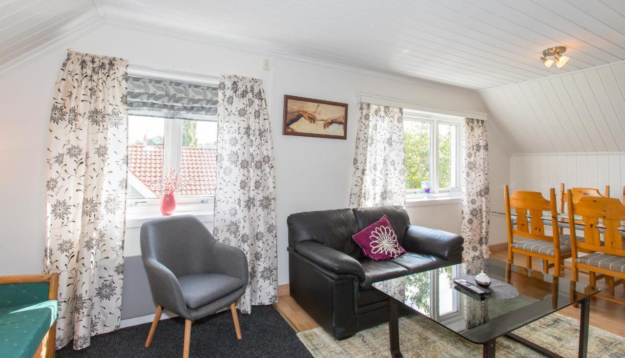 Mandal Apartment Mit Moeglichkeit Ein Boot Zu Benutzen Und Angeln מראה חיצוני תמונה
