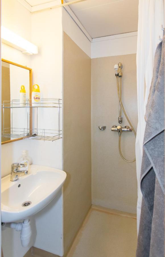 Mandal Apartment Mit Moeglichkeit Ein Boot Zu Benutzen Und Angeln מראה חיצוני תמונה